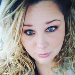 Meet your Posher, Savannah